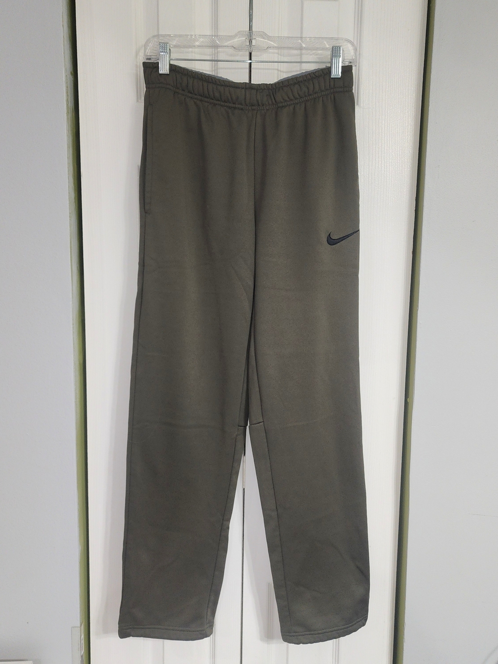 Nike Olive Green Therma FIT Sweats with Black Swoosh